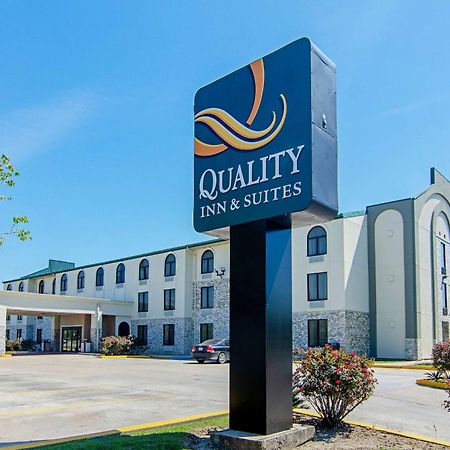 Quality Inn & Suites Near Tanger Outlet Mall Gonzales Eksteriør bilde