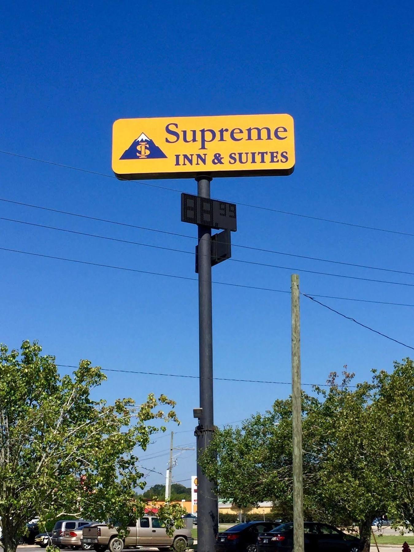Quality Inn & Suites Near Tanger Outlet Mall Gonzales Eksteriør bilde